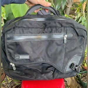 REI padded laptop messenger bag